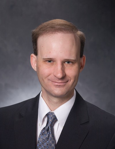 This image has an empty alt attribute; its file name is t-27985-003-2.jpg